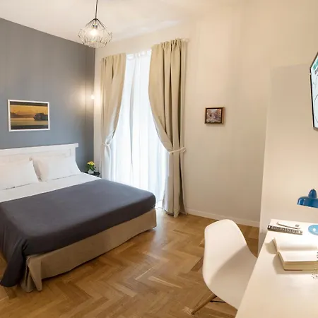 The Andy House Nocleg ze śniadaniem Neapol